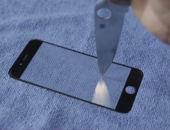 Ecranul iPhone 6 din safir nu poate fi zgâriat – Video!